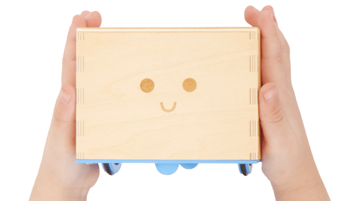 Primo Cubetto screen-free coding robot, product photo